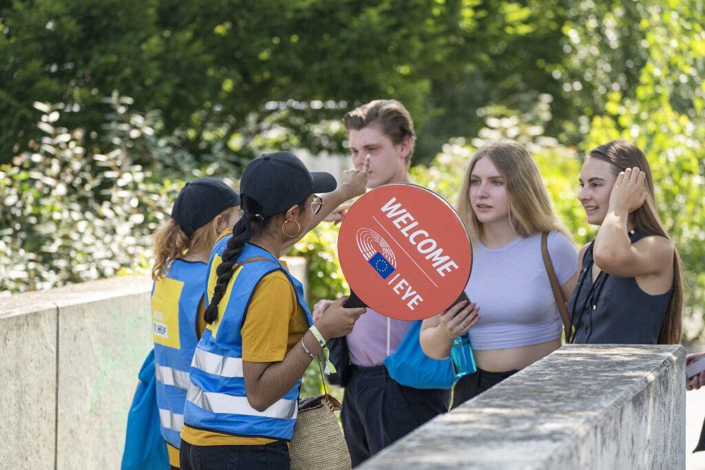 Youth Workers Mobility for SustainAbility