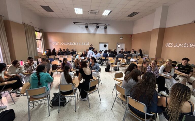 Students from Valencia and Germany working in small groups during the Europe Is Yours workshop at IES Jordi de Sant Jordi