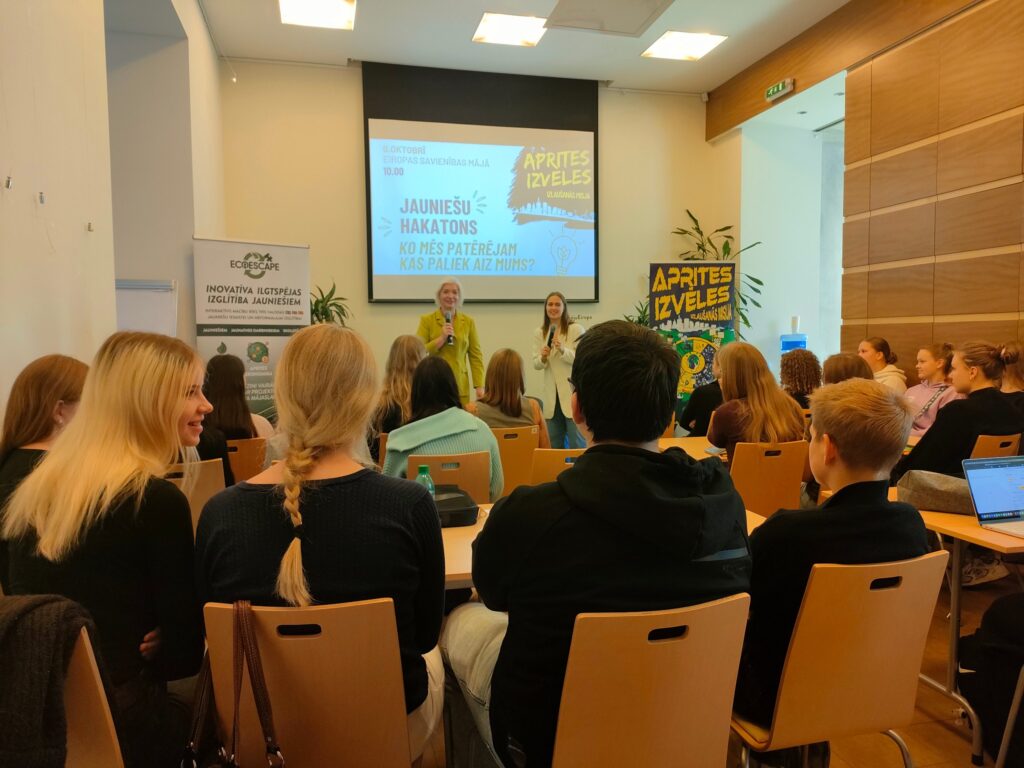 Young people at the youth hackathon What do we consume and what do we leave behind? at the European Union House in Riga