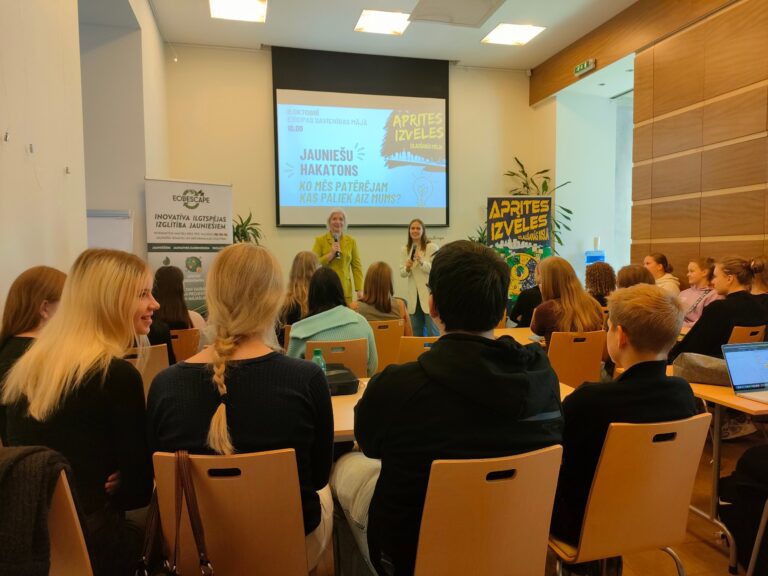 Young people at the youth hackathon What do we consume and what do we leave behind? at the European Union House in Riga